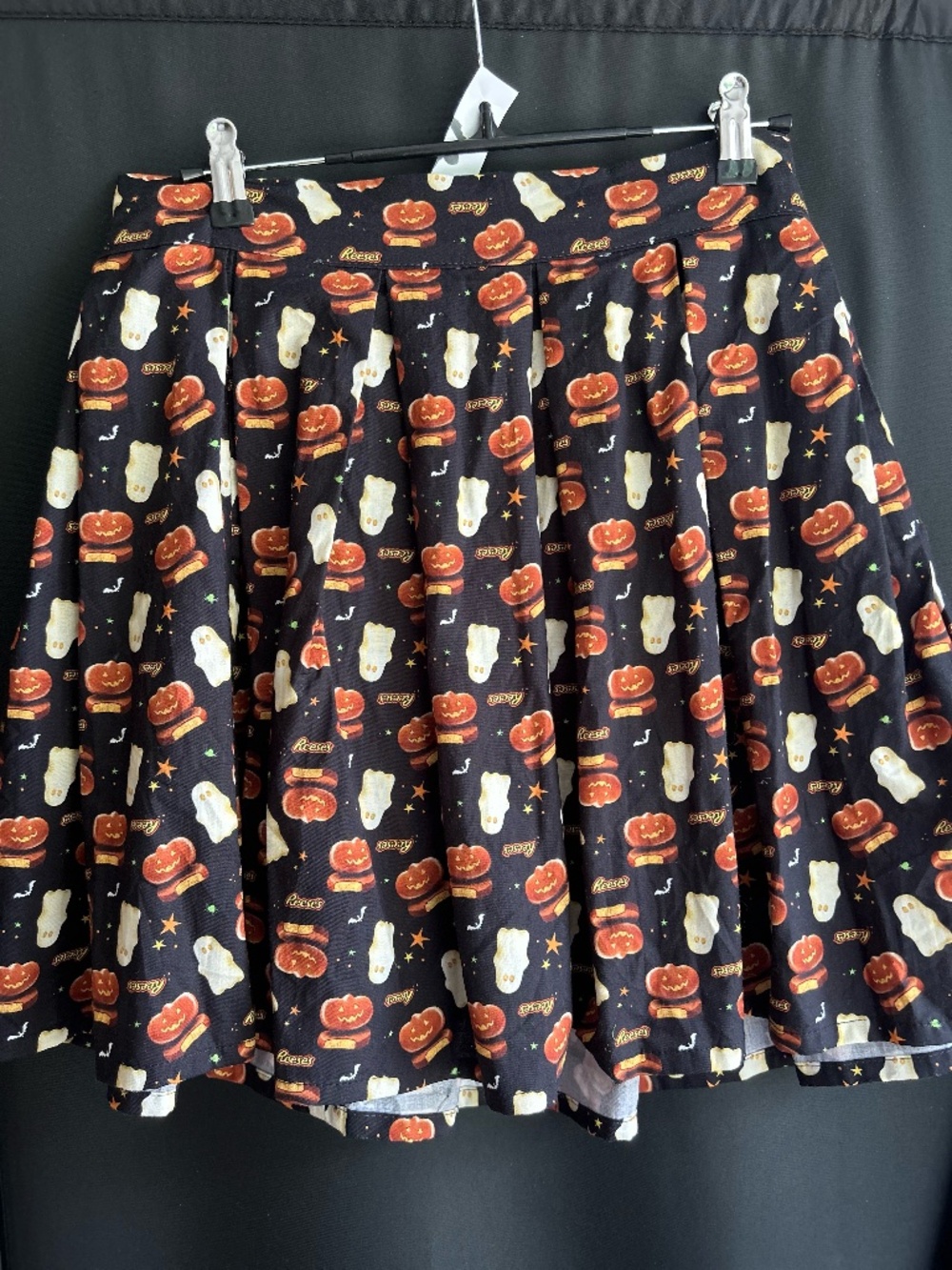 Reeses Halloween skirt Small